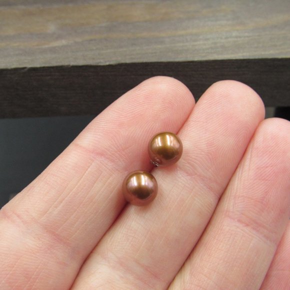 Sterling Silver Small Brown Real Pearl Earrings - Picture 2 of 6